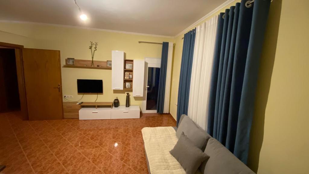 Si-ri Apartment *